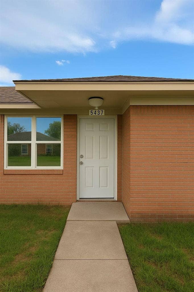 3 BR in Houston