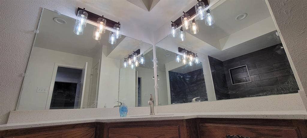 5 BR in Garland