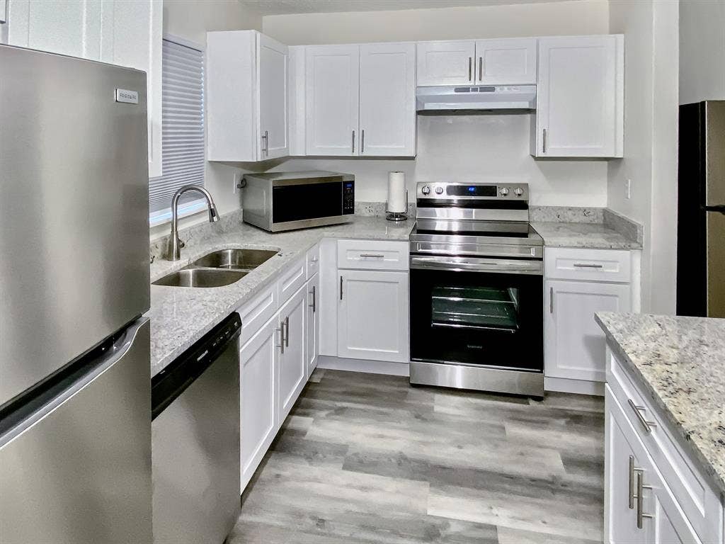 8 BR in Orlando