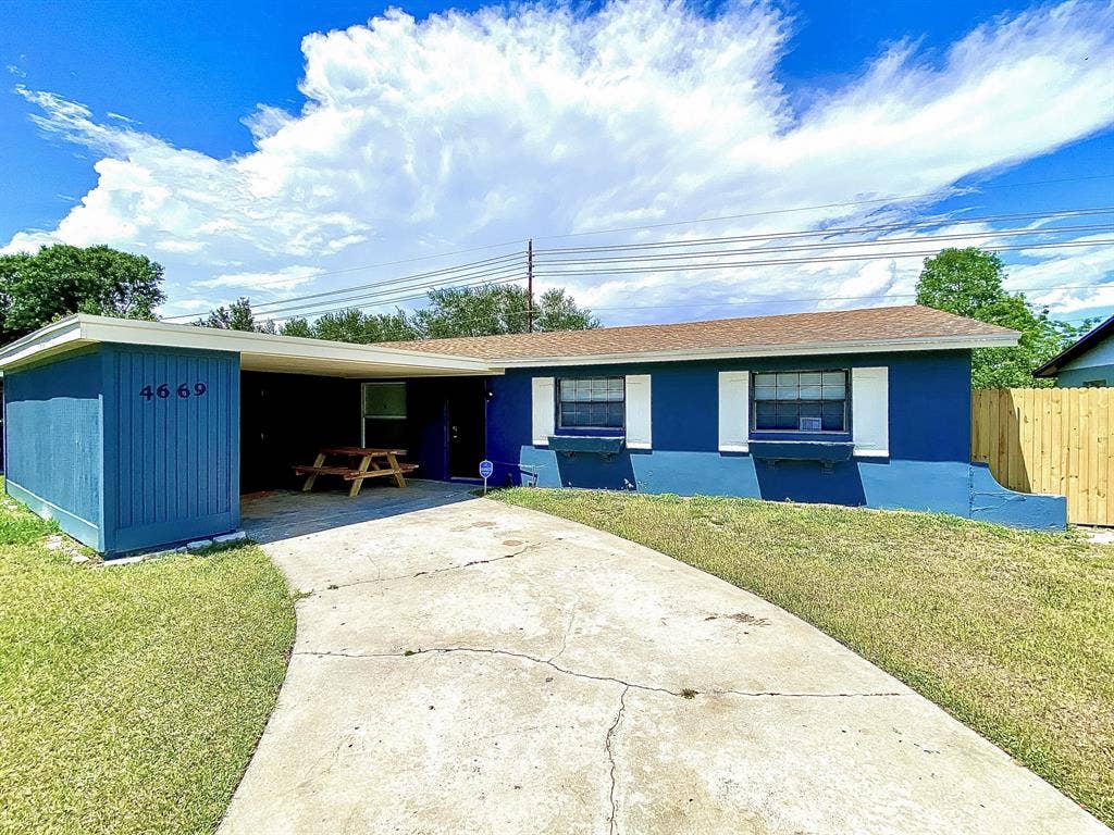 8 BR in Orlando