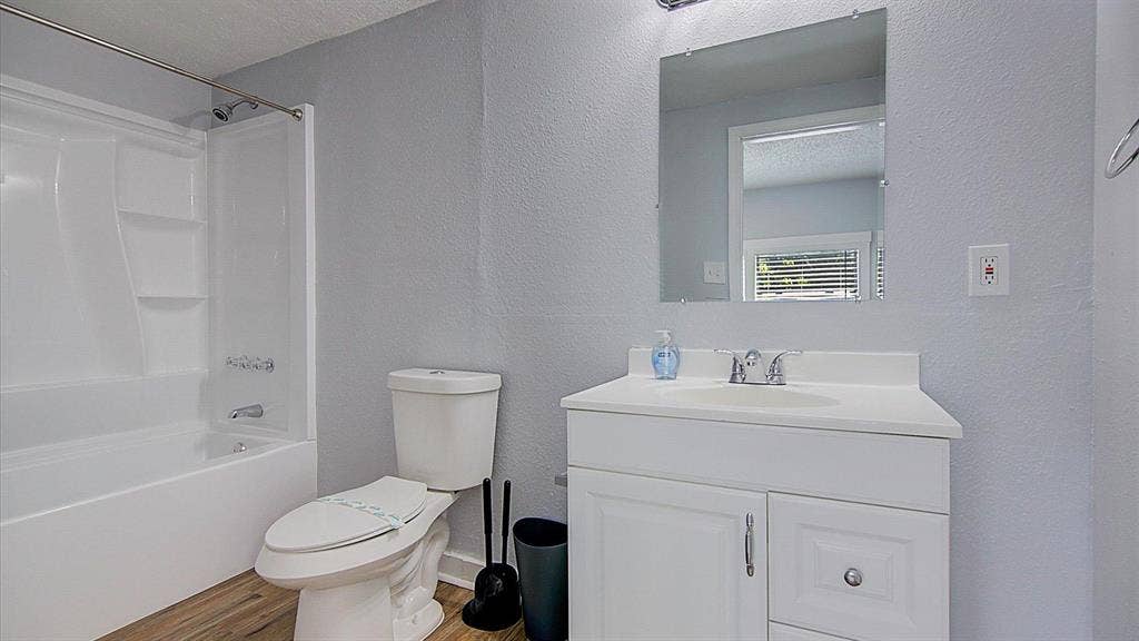 5 BR in Tampa