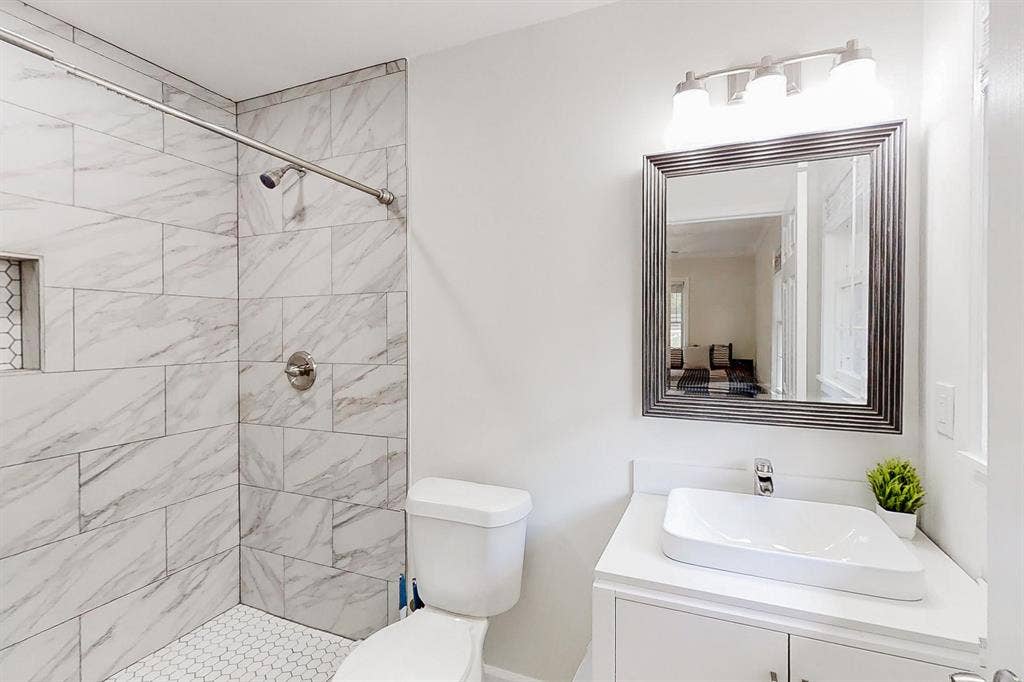 7 BR in Atlanta