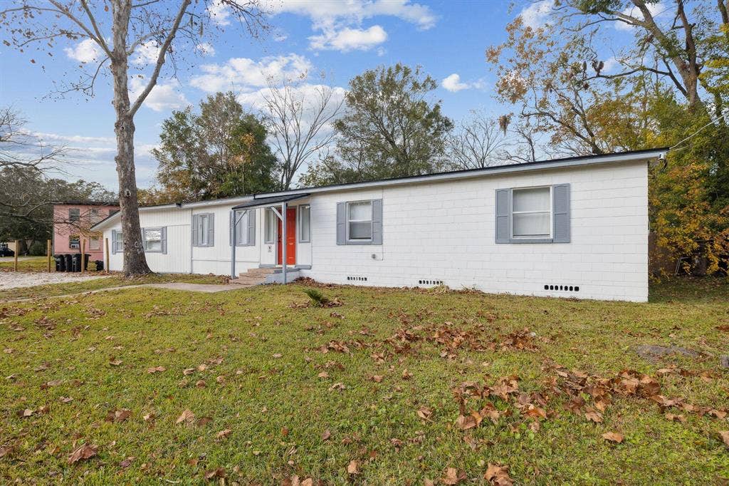 7 BR in Jacksonville