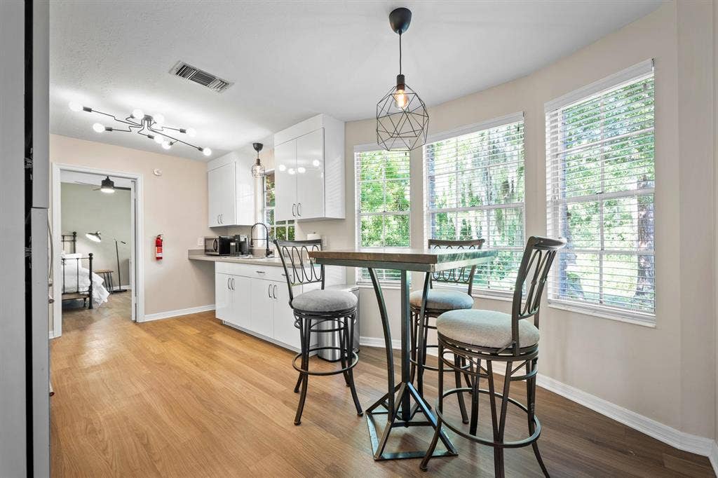 7 BR in Jacksonville