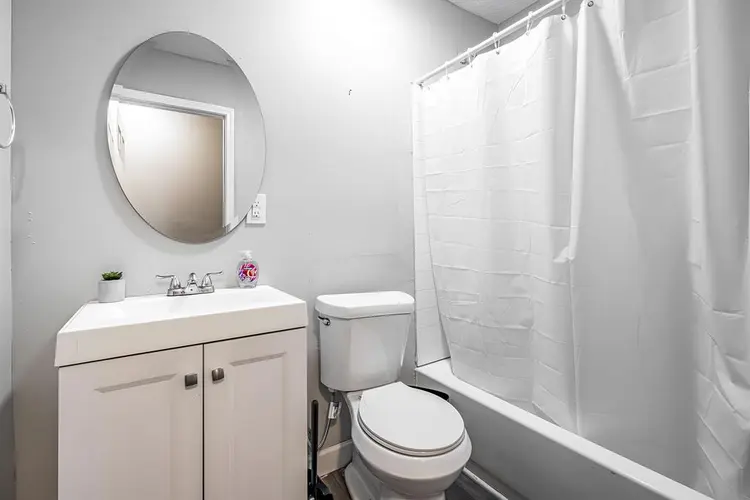7 BR in College Park