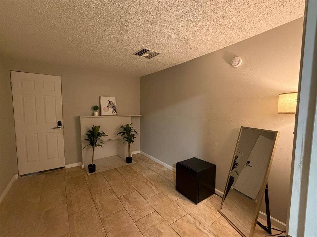 6 BR in Orlando