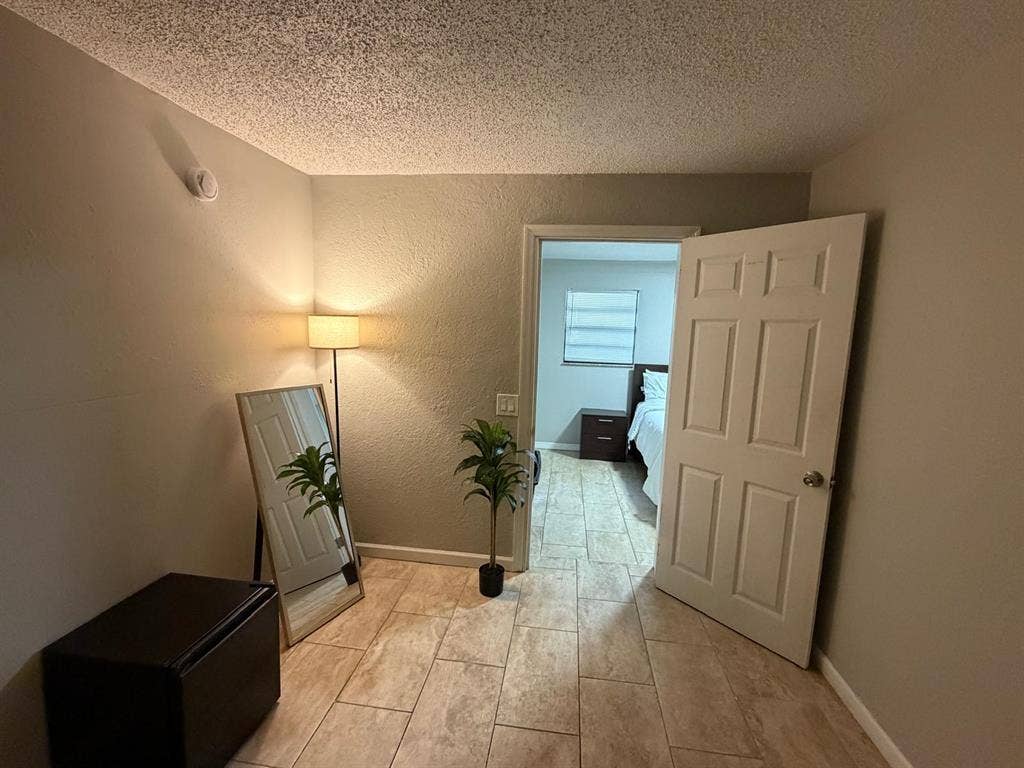6 BR in Orlando