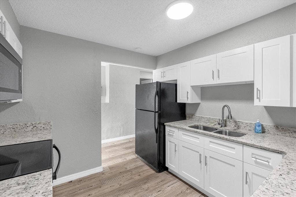6 BR in Orlando