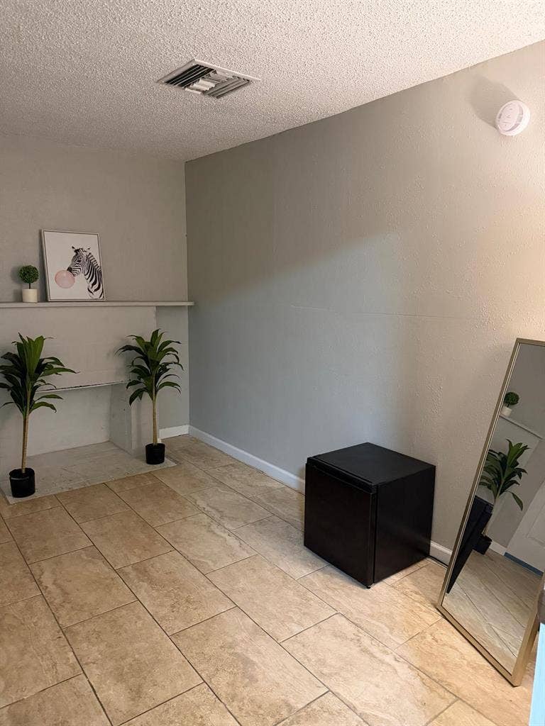 6 BR in Orlando