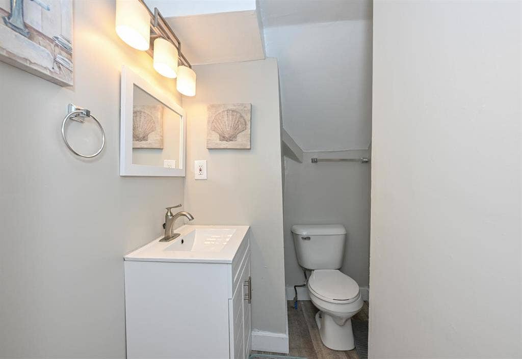 6 BR in Cleveland