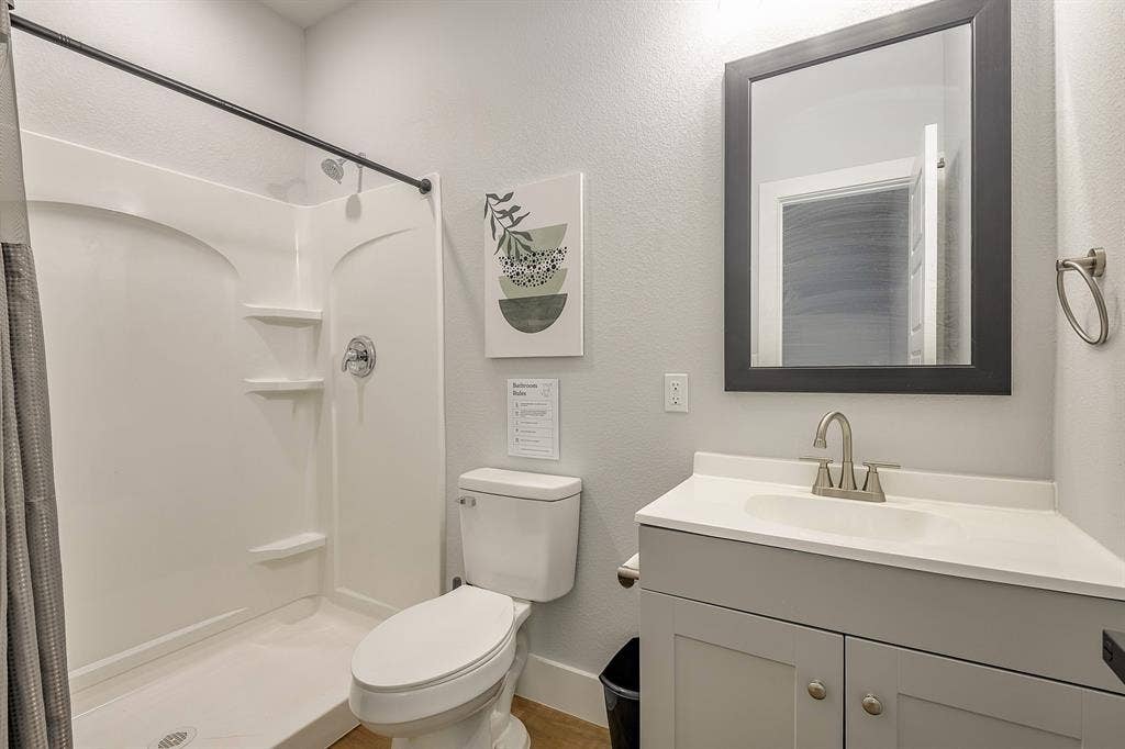 6 BR in Dallas