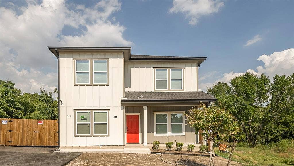 6 BR in Dallas