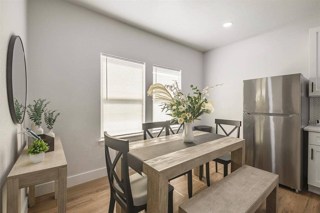 6 BR in Dallas