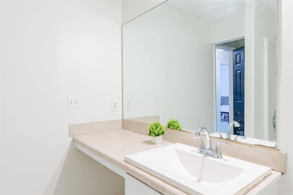 7 BR in Ellenwood