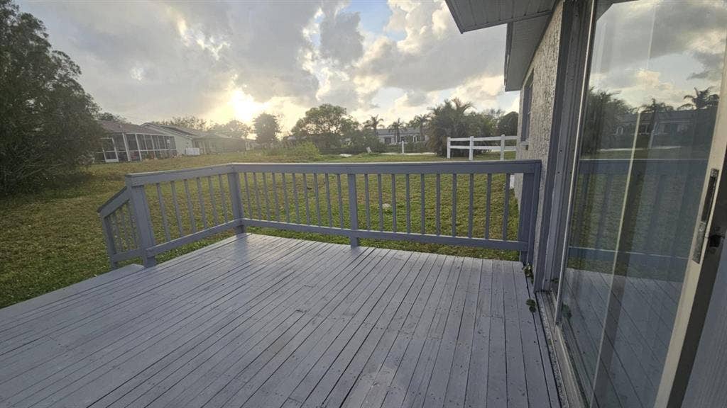 6 BR in Holiday