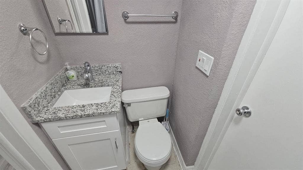 6 BR in Holiday