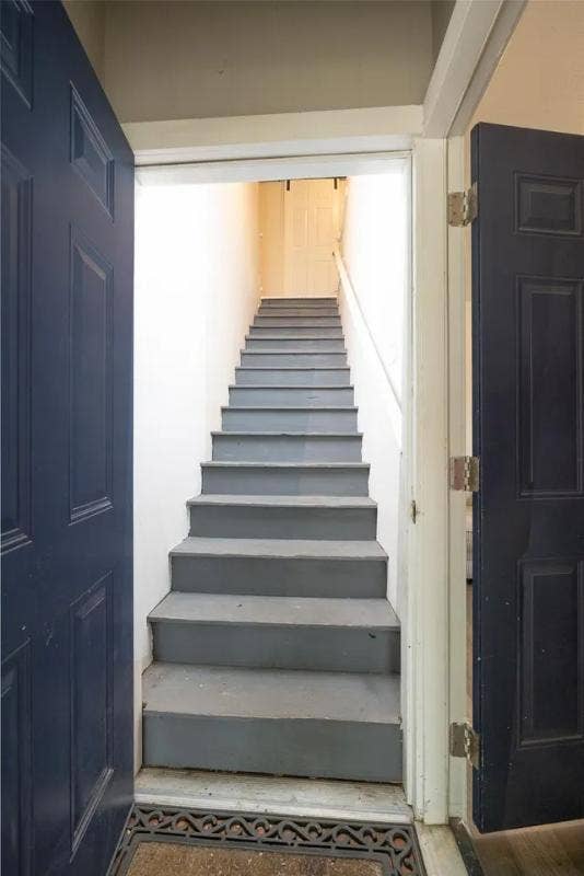 2 BR in Dallas