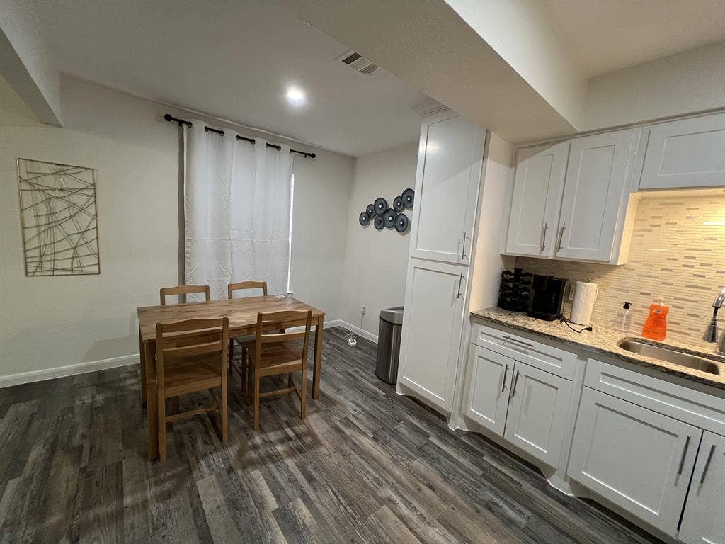 3 BR in Irving