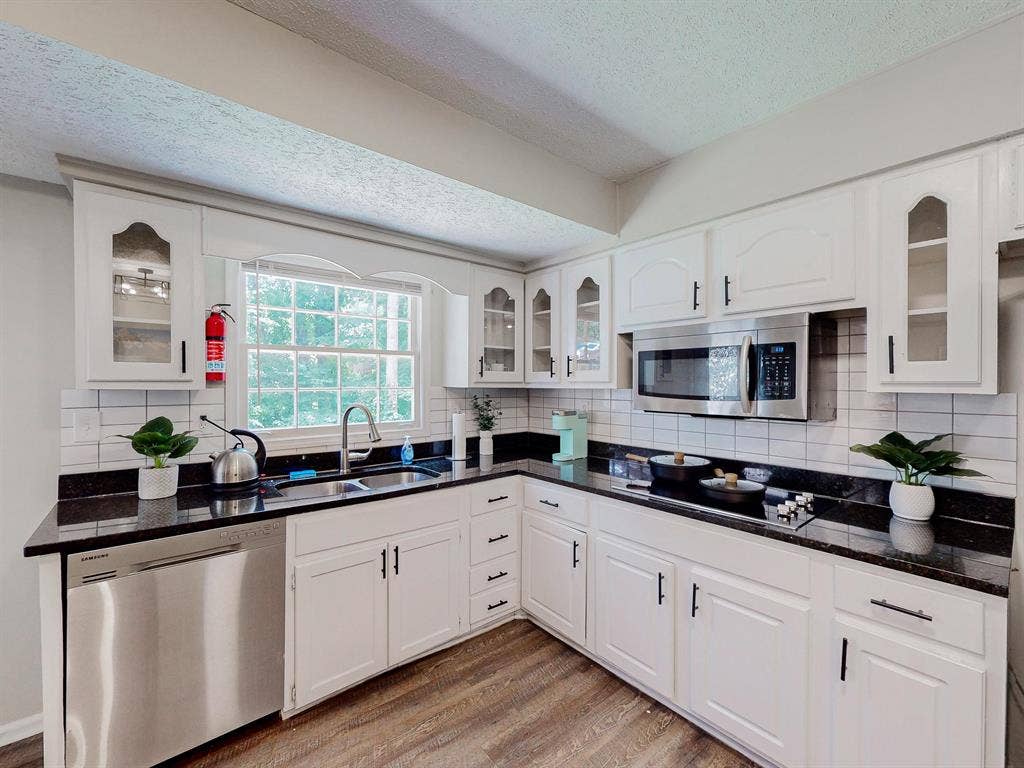 7 BR in Decatur