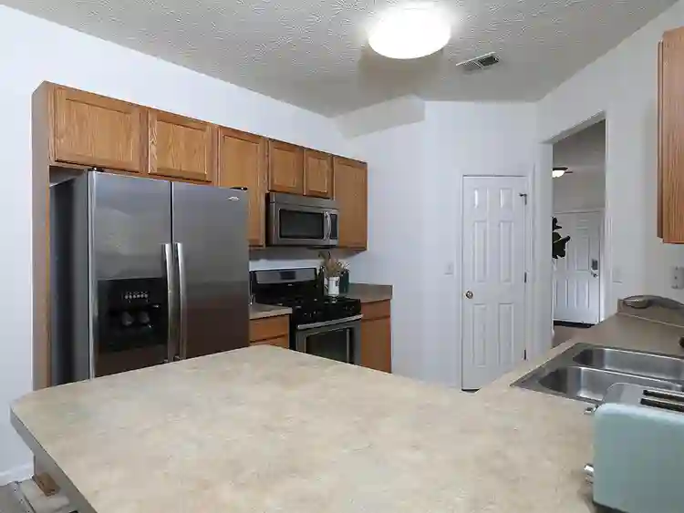 3 BR in Austell