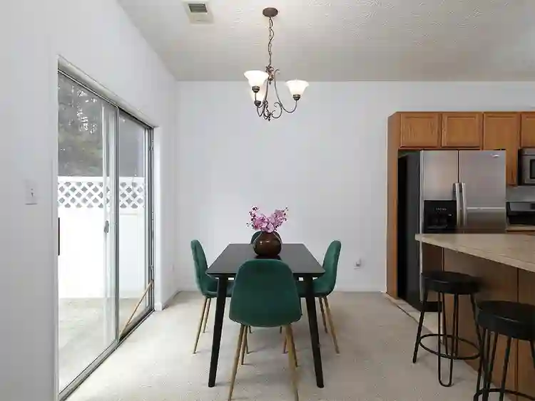 3 BR in Austell