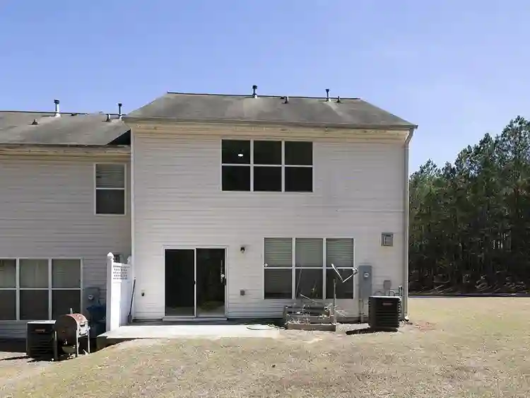 3 BR in Austell