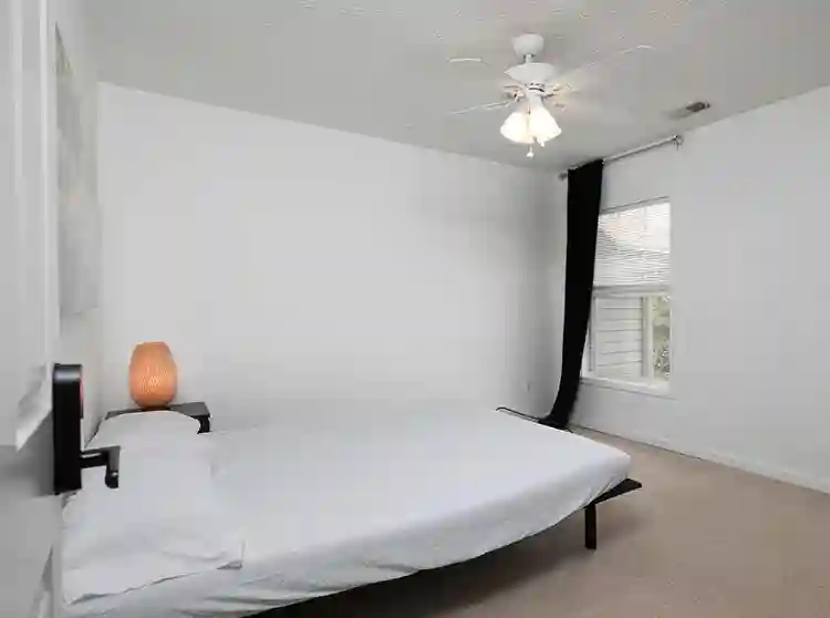 3 BR in Austell