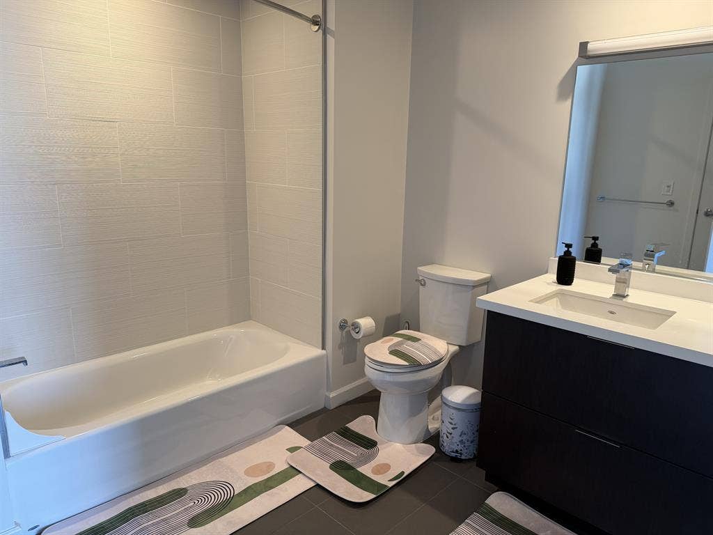 Luxury High-Rise | Private Bed/Bath
