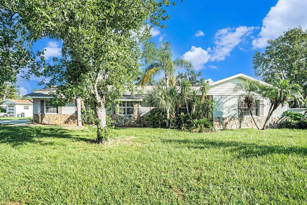 8 BR in New Port Richey