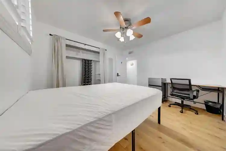 10 BR in Mesa