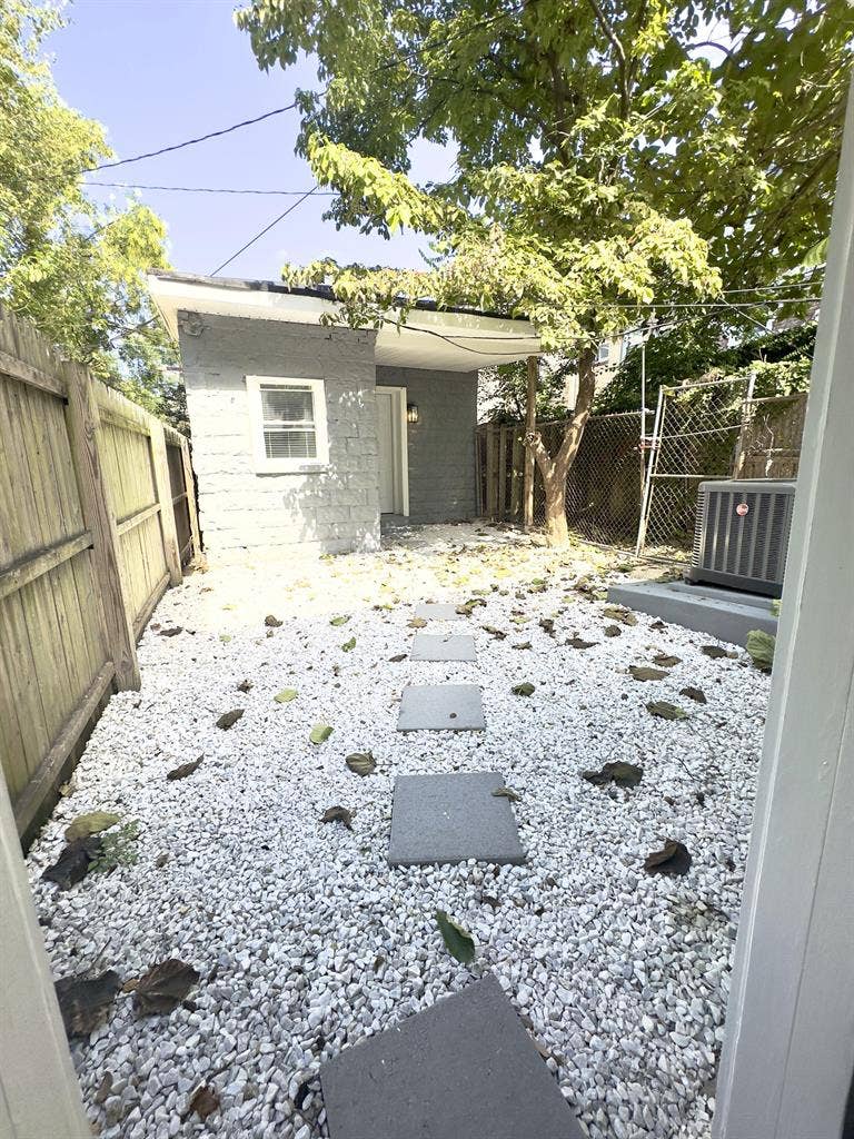 4 BR in Baltimore