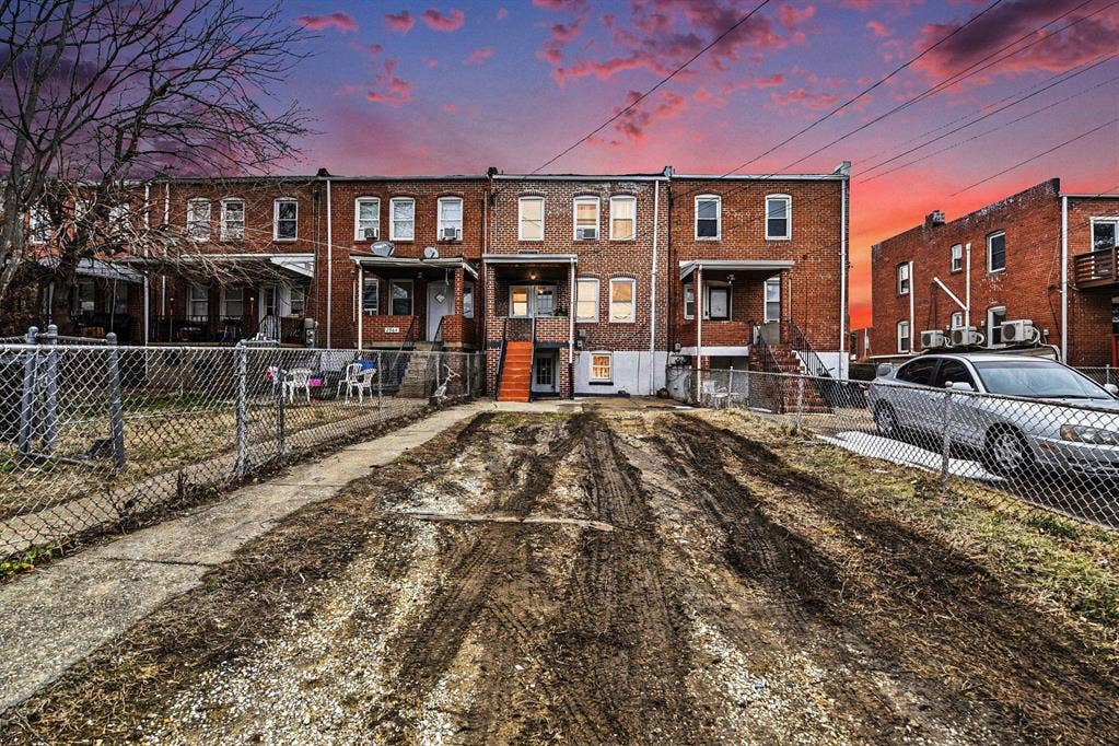 5 BR in Dundalk