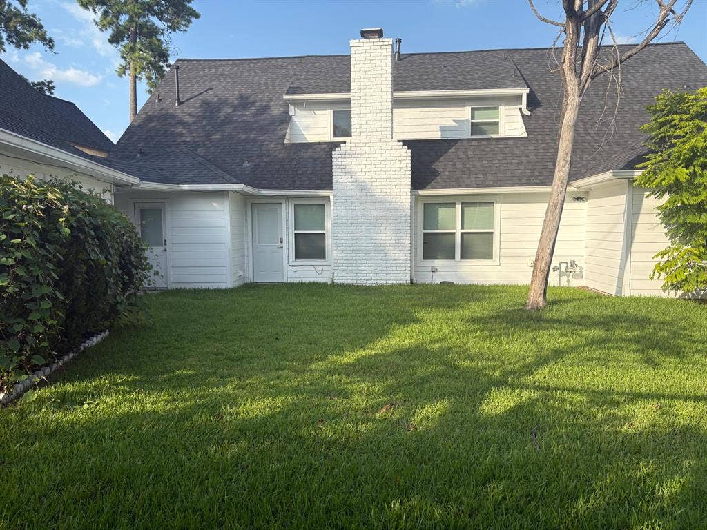 3 BR in Houston