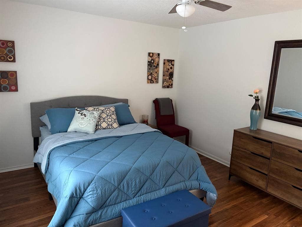 3 BR in Houston