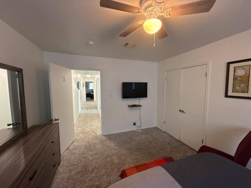 3 BR in Houston