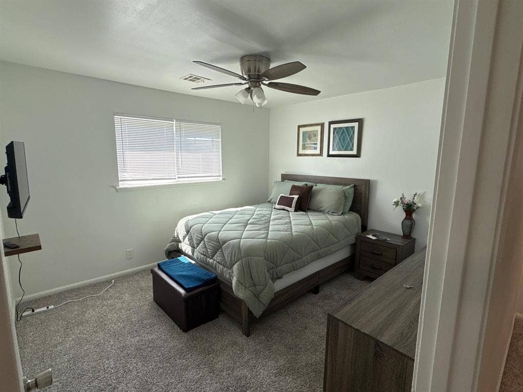 3 BR in Houston