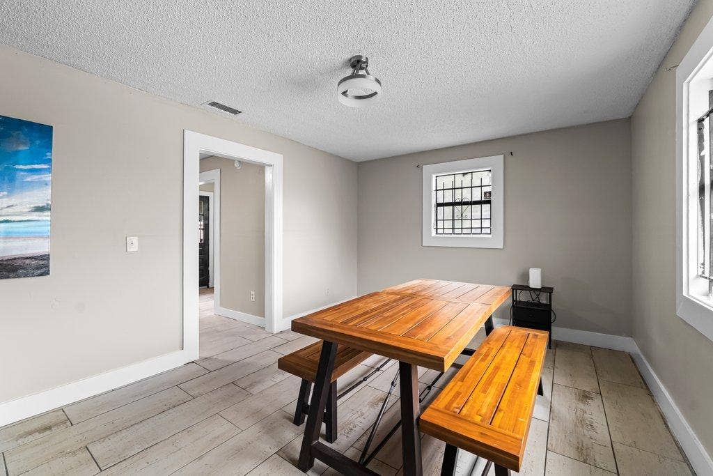 5 BR in Jacksonville