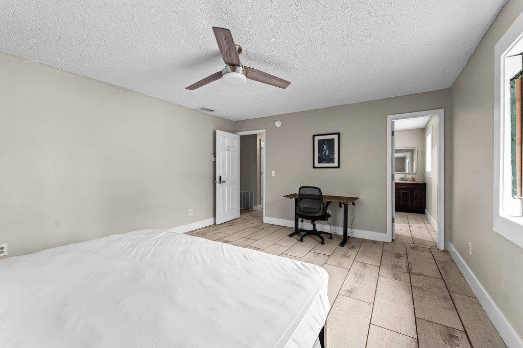 5 BR in Jacksonville