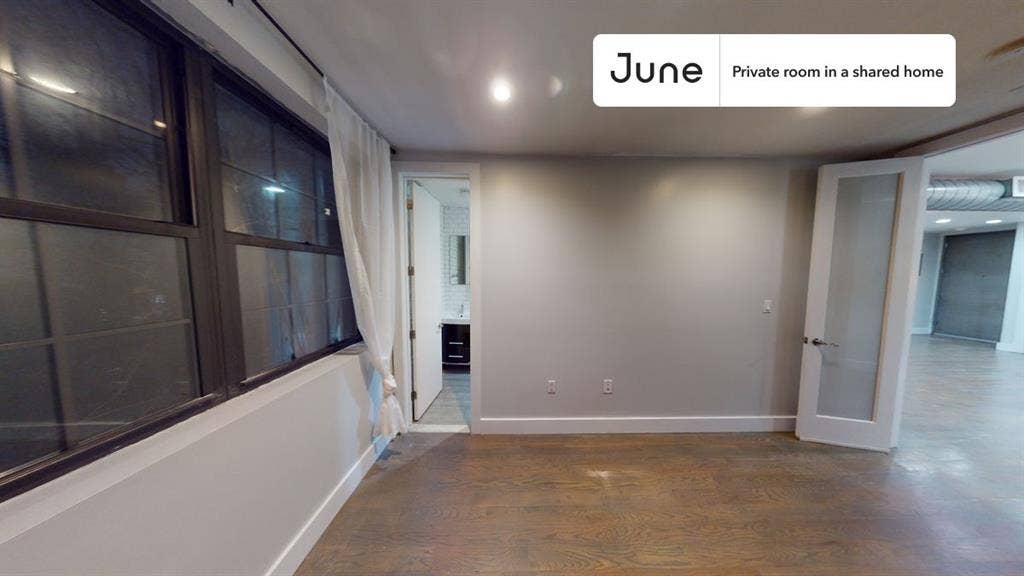3 BR in New York City