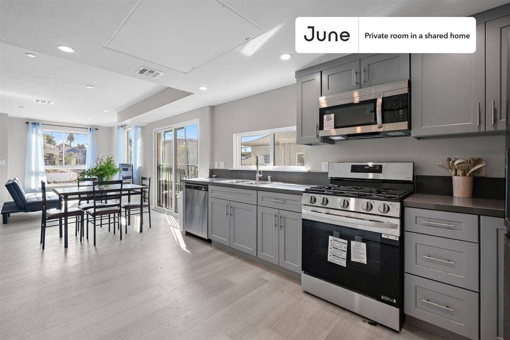 5 BR in Los Angeles