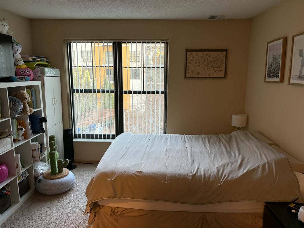 Subletter for 2 Bed/2 Bath