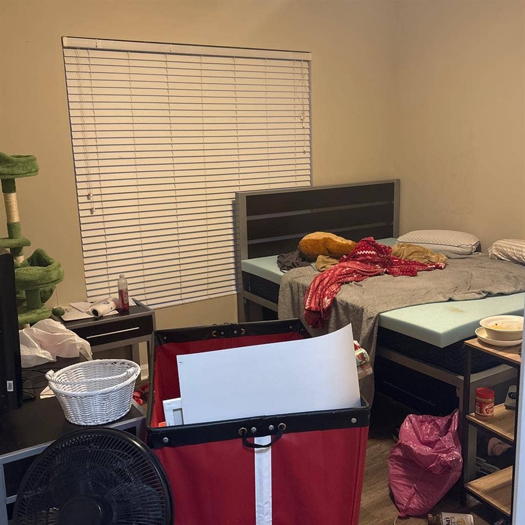 subleasing my roomm