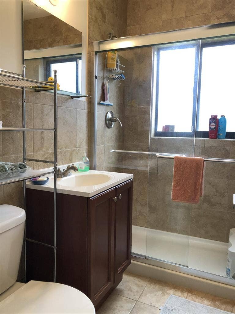 Hollywood Beautiful room $1000 rent