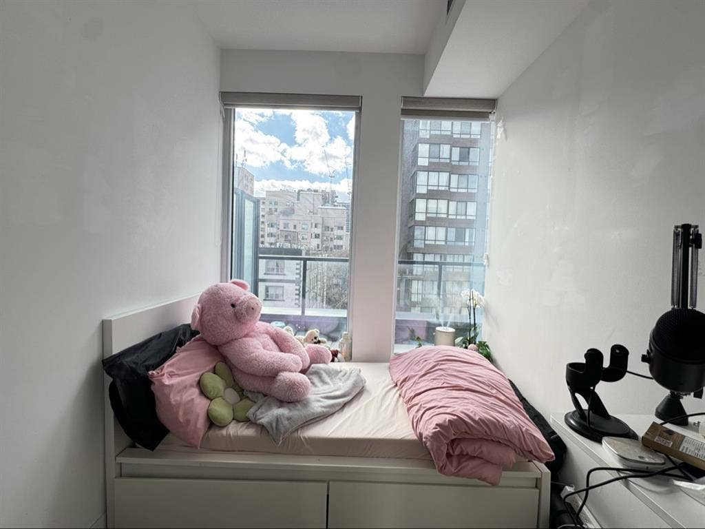 Room for rent from April 1