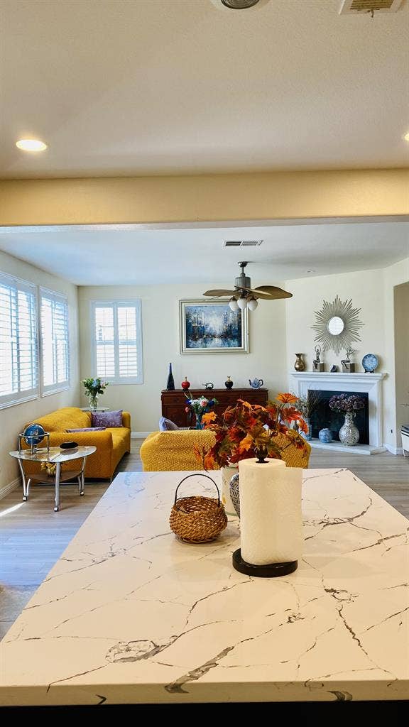 Fully furnished room in Eastvale