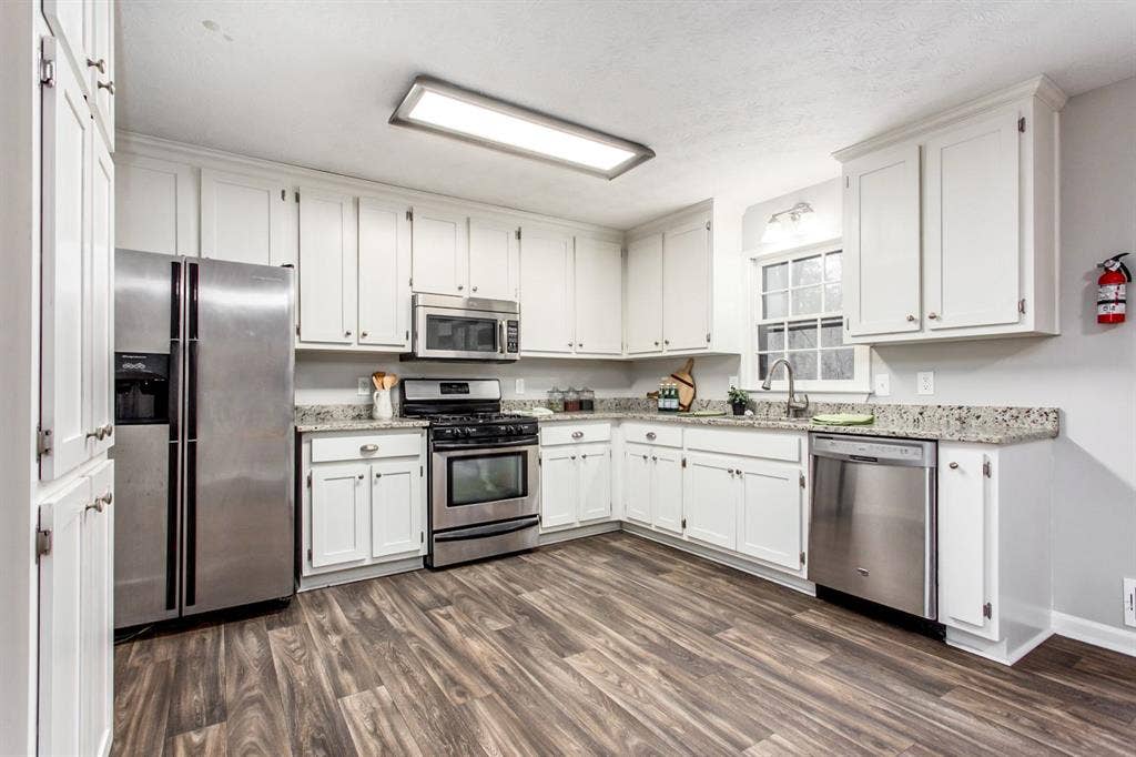 7 BR in Woodstock
