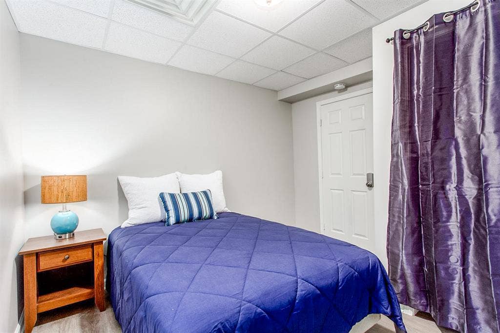 7 BR in Woodstock