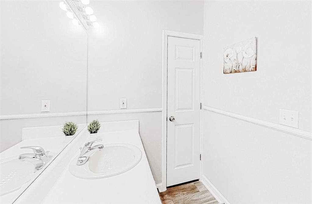 8 BR in Jonesboro
