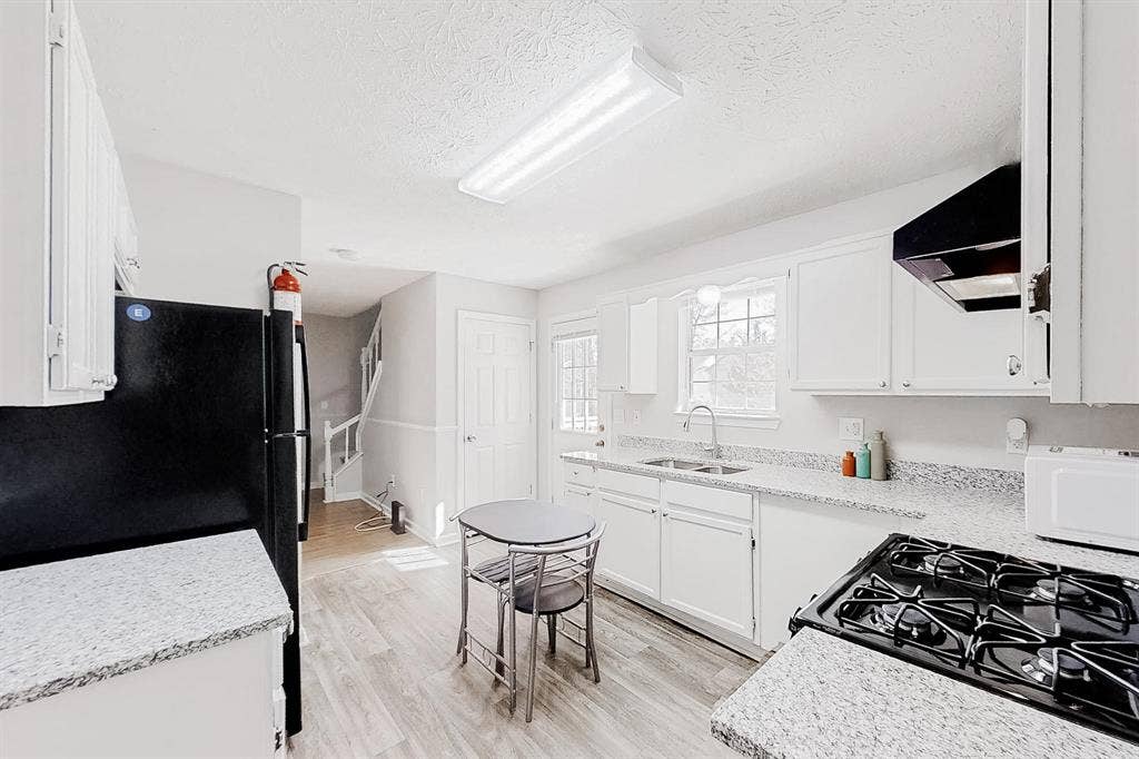 8 BR in Jonesboro
