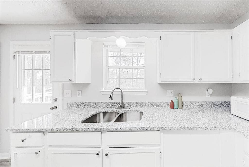 8 BR in Jonesboro